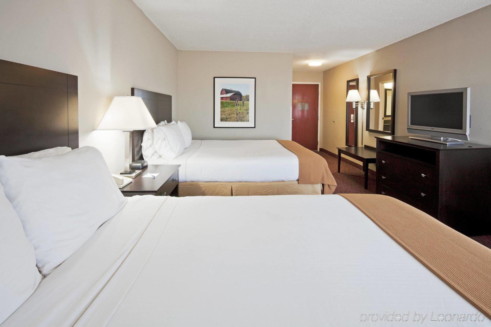 Holiday Inn Express Fort Wayne - East - New Haven By Ihg Exterior foto